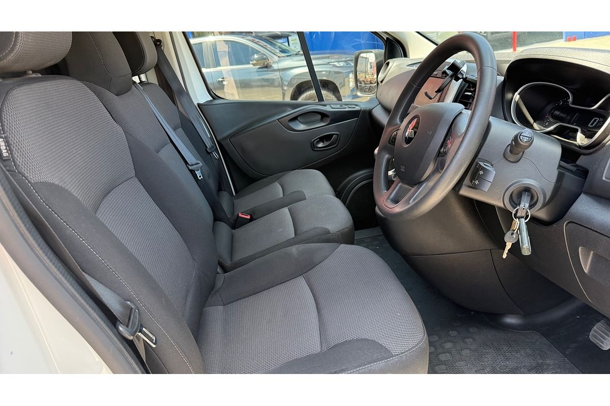 2022 Mitsubishi Express GLX+ SN LWB