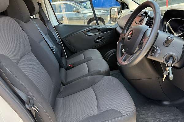 2022 Mitsubishi Express GLX+ SN LWB