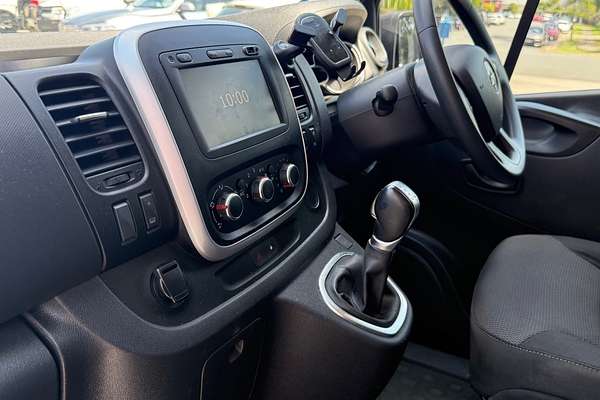 2022 Mitsubishi Express GLX+ SN LWB