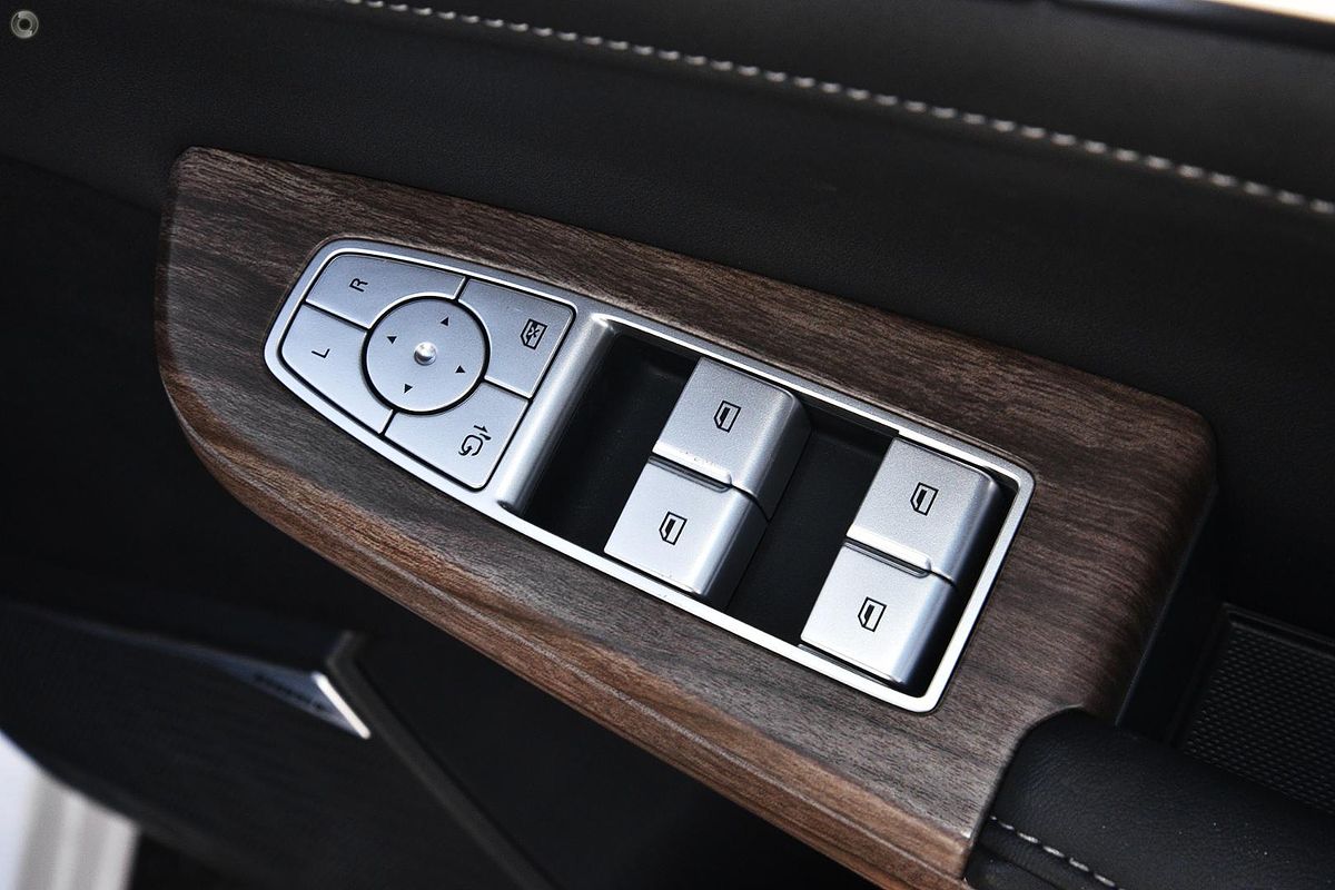 2025 MG QS Essence IS31