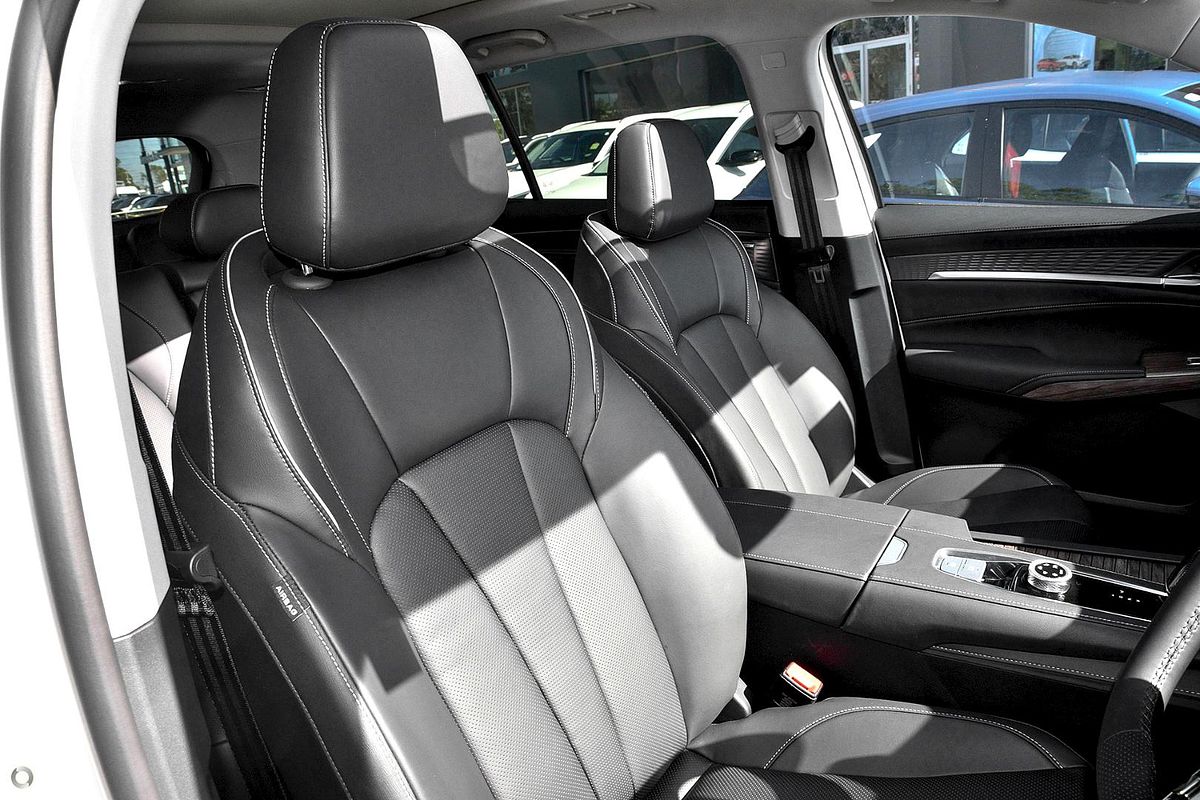 2025 MG QS Essence IS31