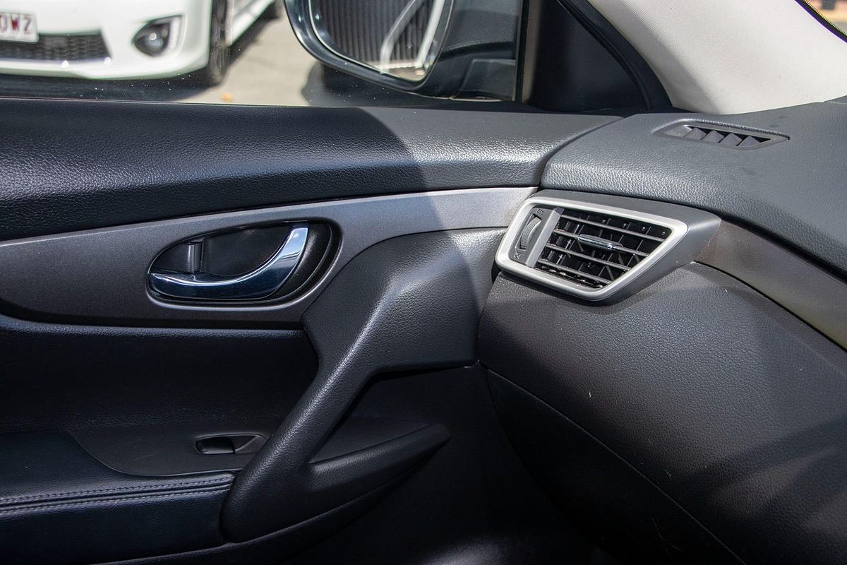 2015 Nissan X-TRAIL ST T32