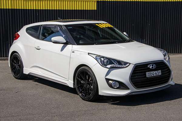 2016 Hyundai Veloster SR Turbo FS4 Series II