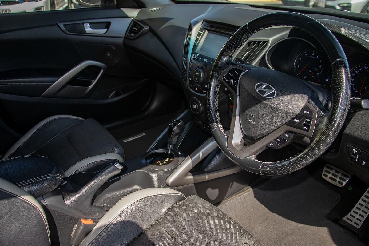 2016 Hyundai Veloster SR Turbo FS4 Series II