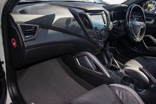 2016 Hyundai Veloster SR Turbo FS4 Series II