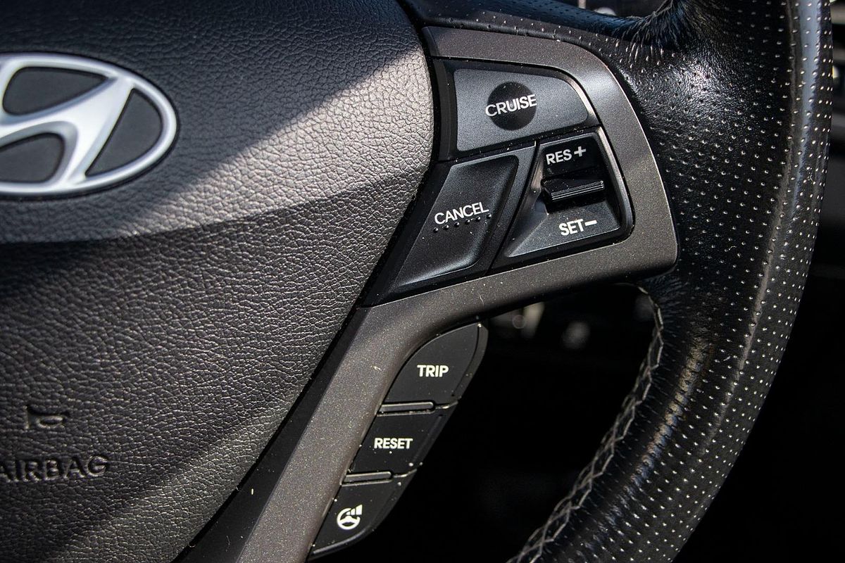 2016 Hyundai Veloster SR Turbo FS4 Series II