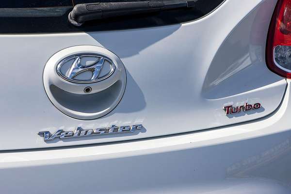 2016 Hyundai Veloster SR Turbo FS4 Series II