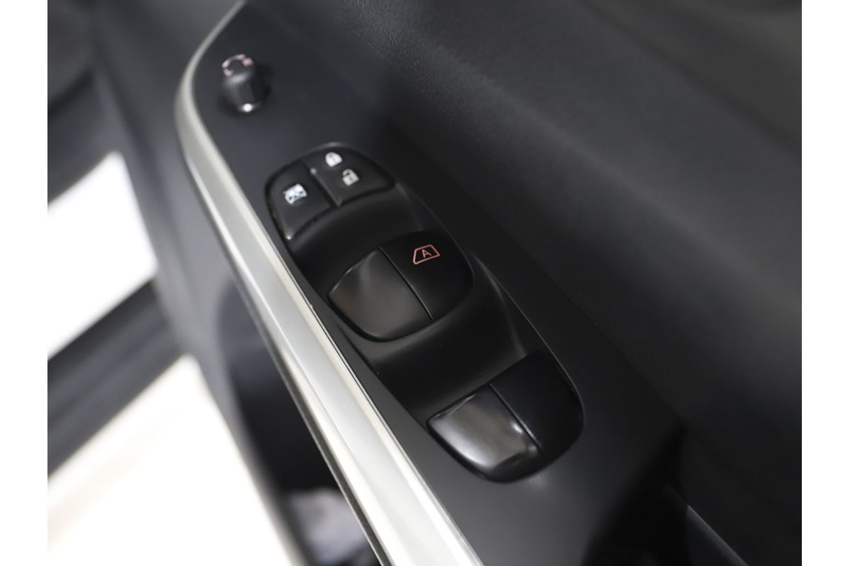 2015 Nissan Navara ST D23 4X4