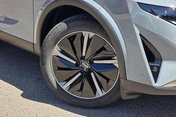 2025 Nissan QASHQAI Ti J12