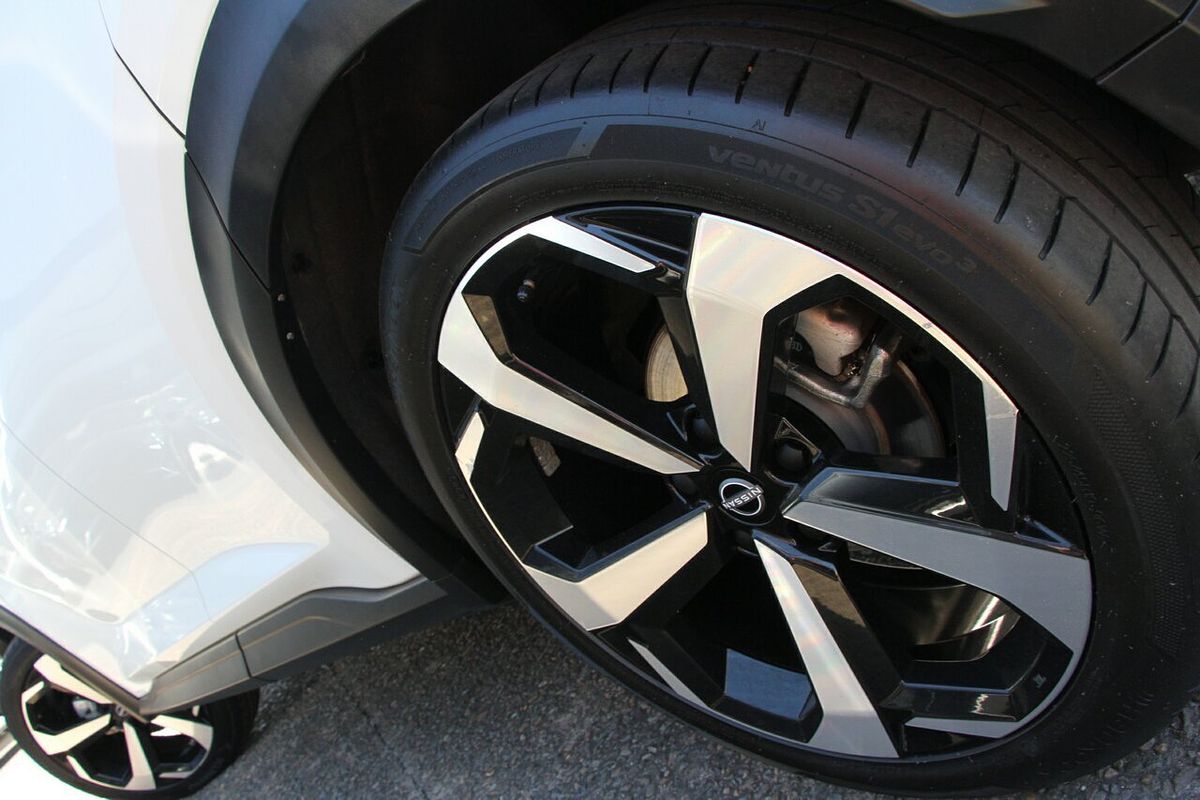 2023 Nissan JUKE ST-L F16