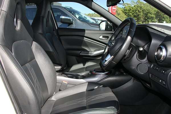 2023 Nissan JUKE ST-L F16