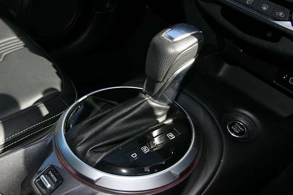 2023 Nissan JUKE ST-L F16