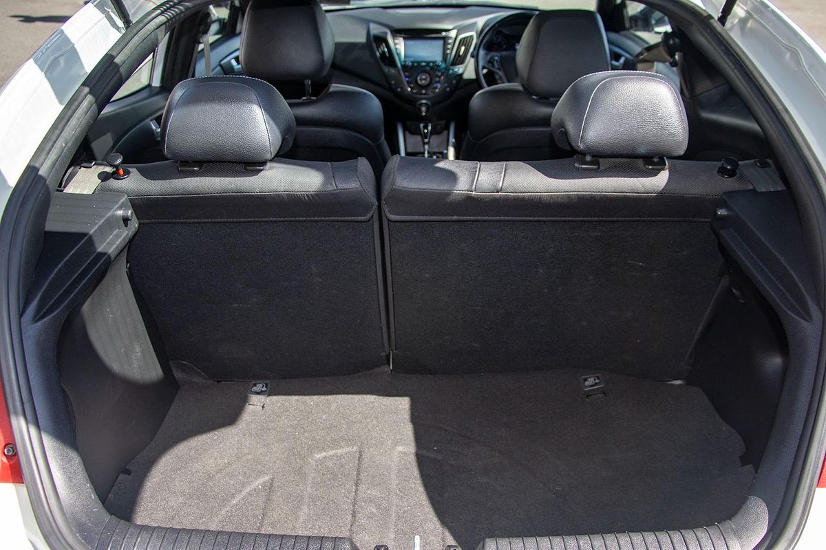 2016 Hyundai Veloster SR Turbo FS4 Series II