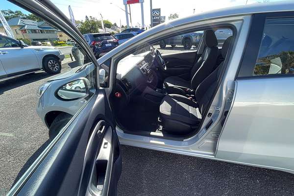 2012 Kia Rio S UB