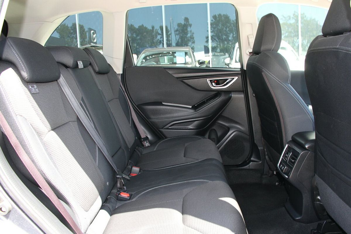 2023 Subaru Forester 2.5i S5