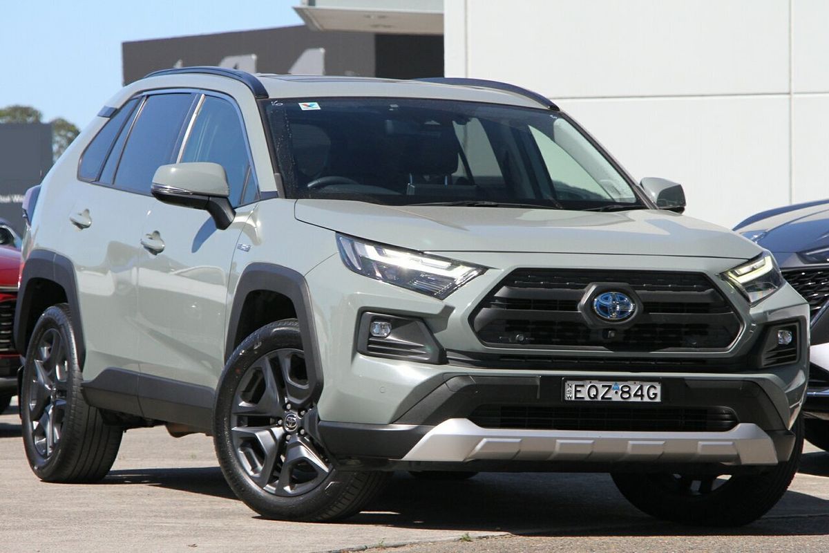 2021 Toyota RAV4 Edge AXAH54R