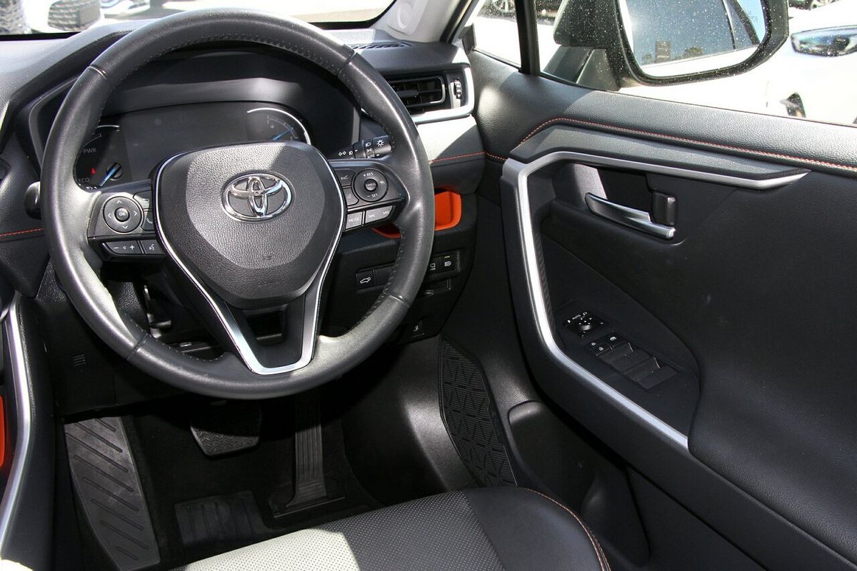 2021 Toyota RAV4 Edge AXAH54R