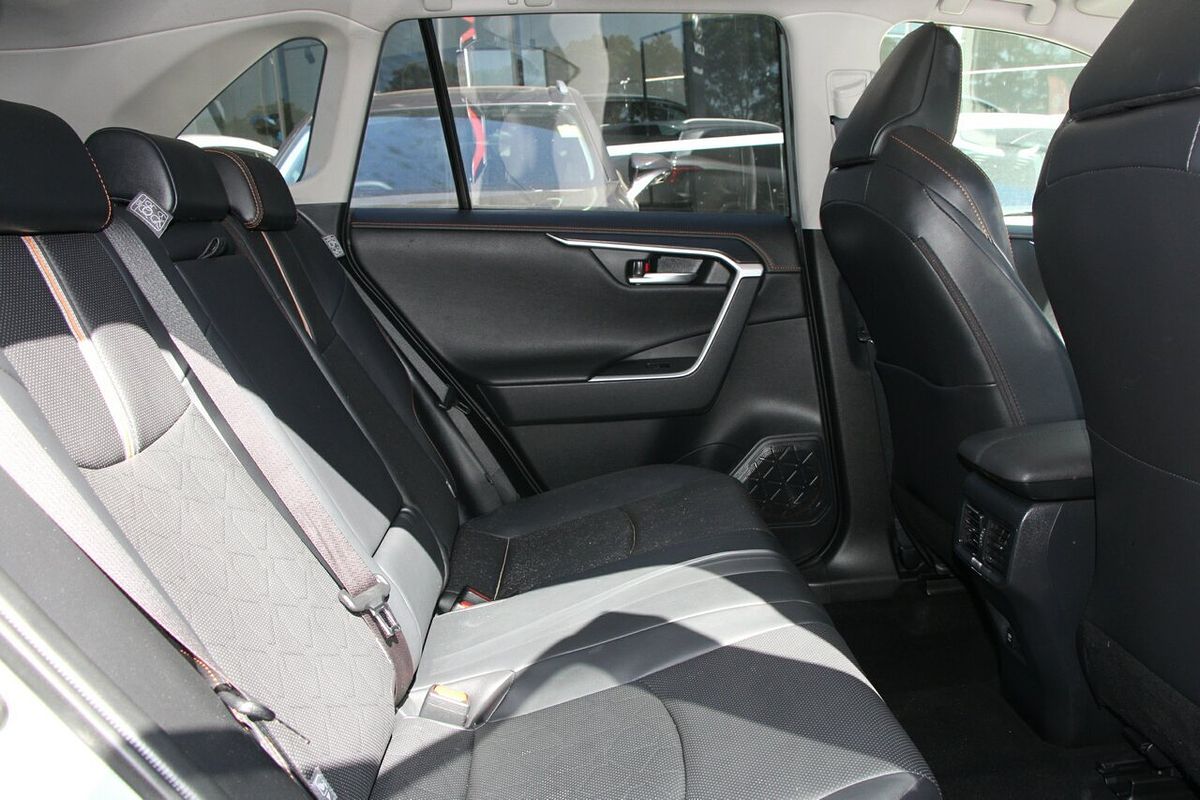 2021 Toyota RAV4 Edge AXAH54R