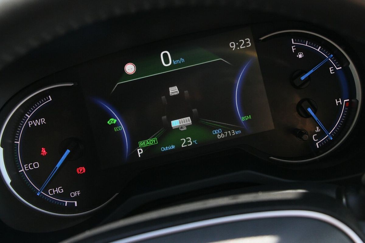 2021 Toyota RAV4 Edge AXAH54R