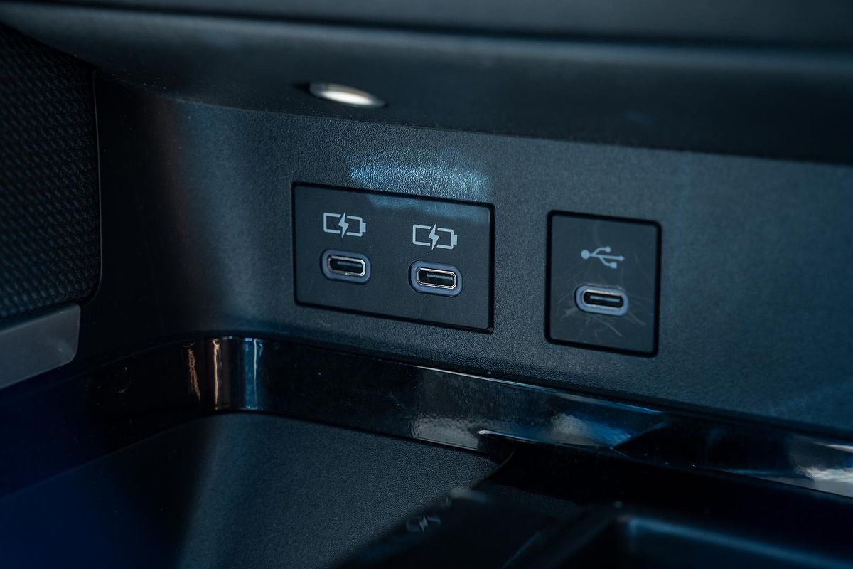 2024 Toyota Camry Ascent AXVH80R