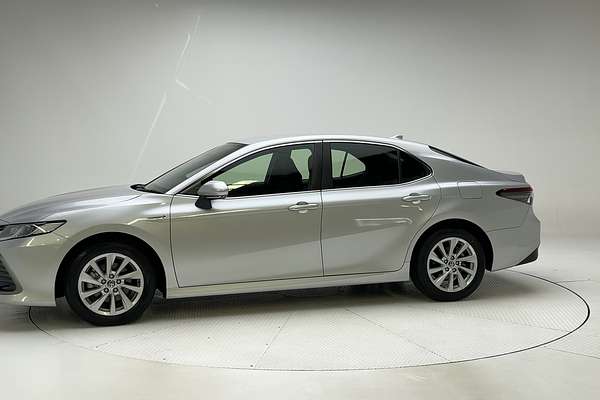 2021 Toyota Camry Ascent AXVH70R