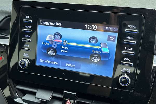 2021 Toyota Camry Ascent AXVH70R