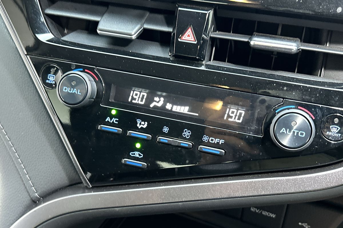 2021 Toyota Camry Ascent AXVH70R