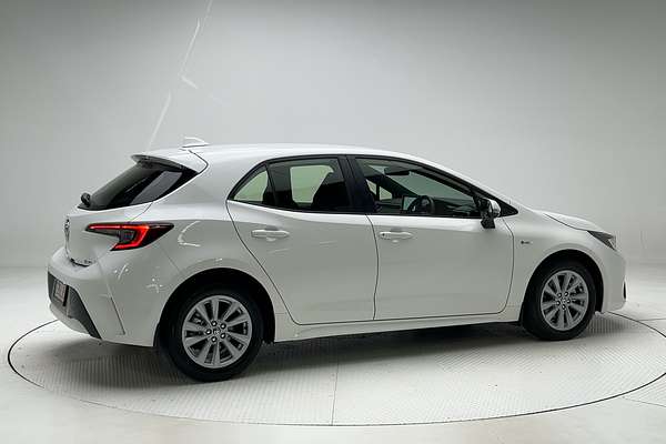 2024 Toyota Corolla Ascent Sport Hybrid ZWE219R