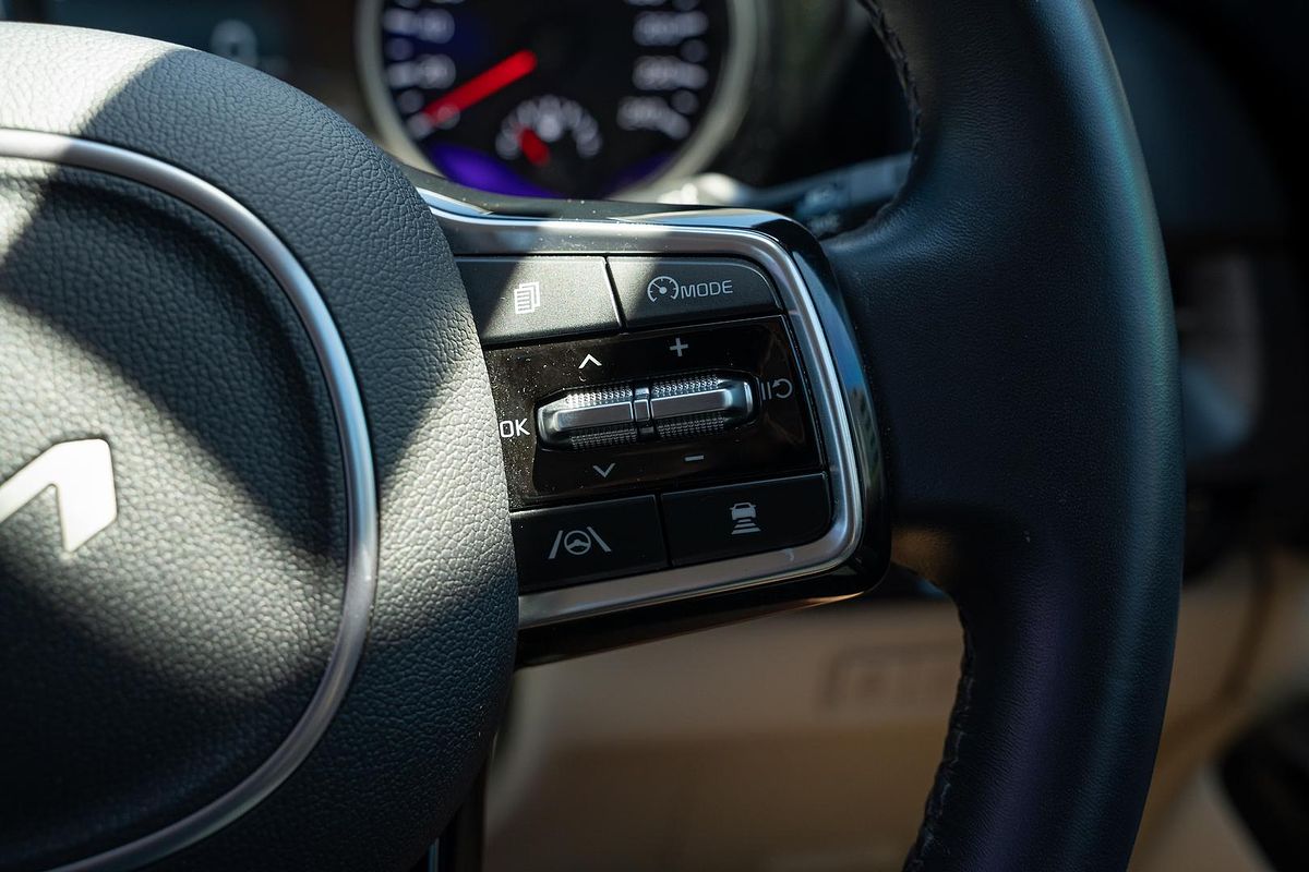 2023 Kia Carnival Special Edition KA4