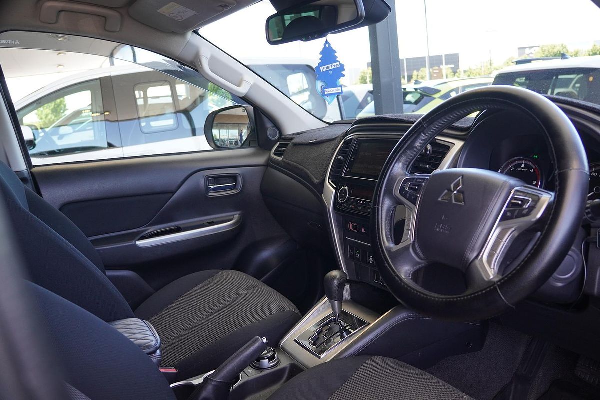 2021 Mitsubishi Triton GLS MR 4X4