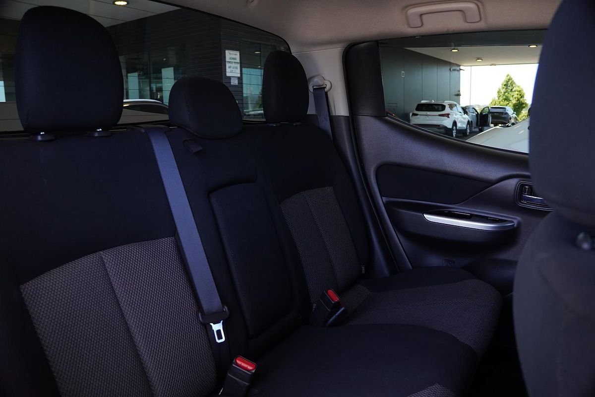 2021 Mitsubishi Triton GLS MR 4X4