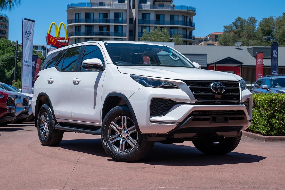 2024 Toyota Fortuner GX GUN156R