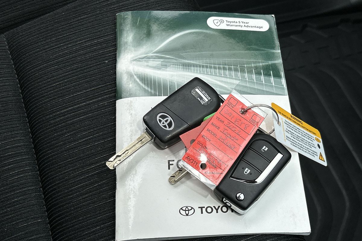 2022 Toyota Hilux SR GUN126R 4X4