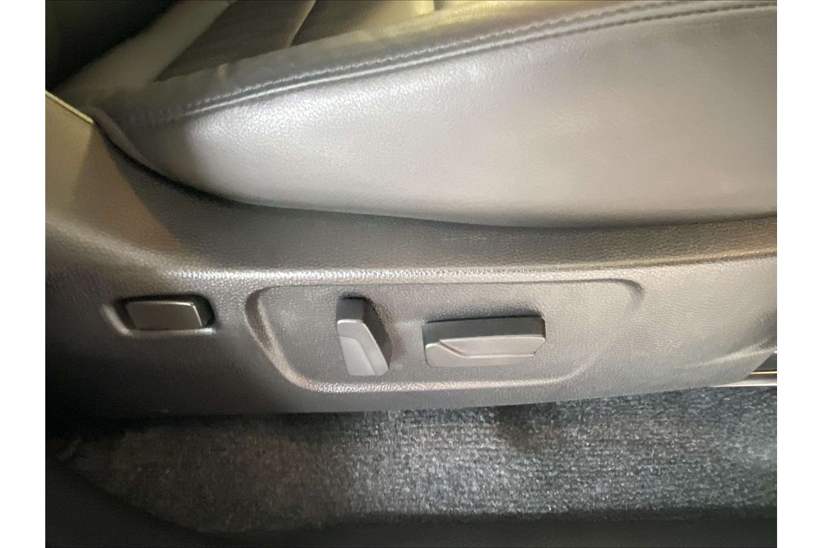 2025 Isuzu D-MAX BLADE  4X4