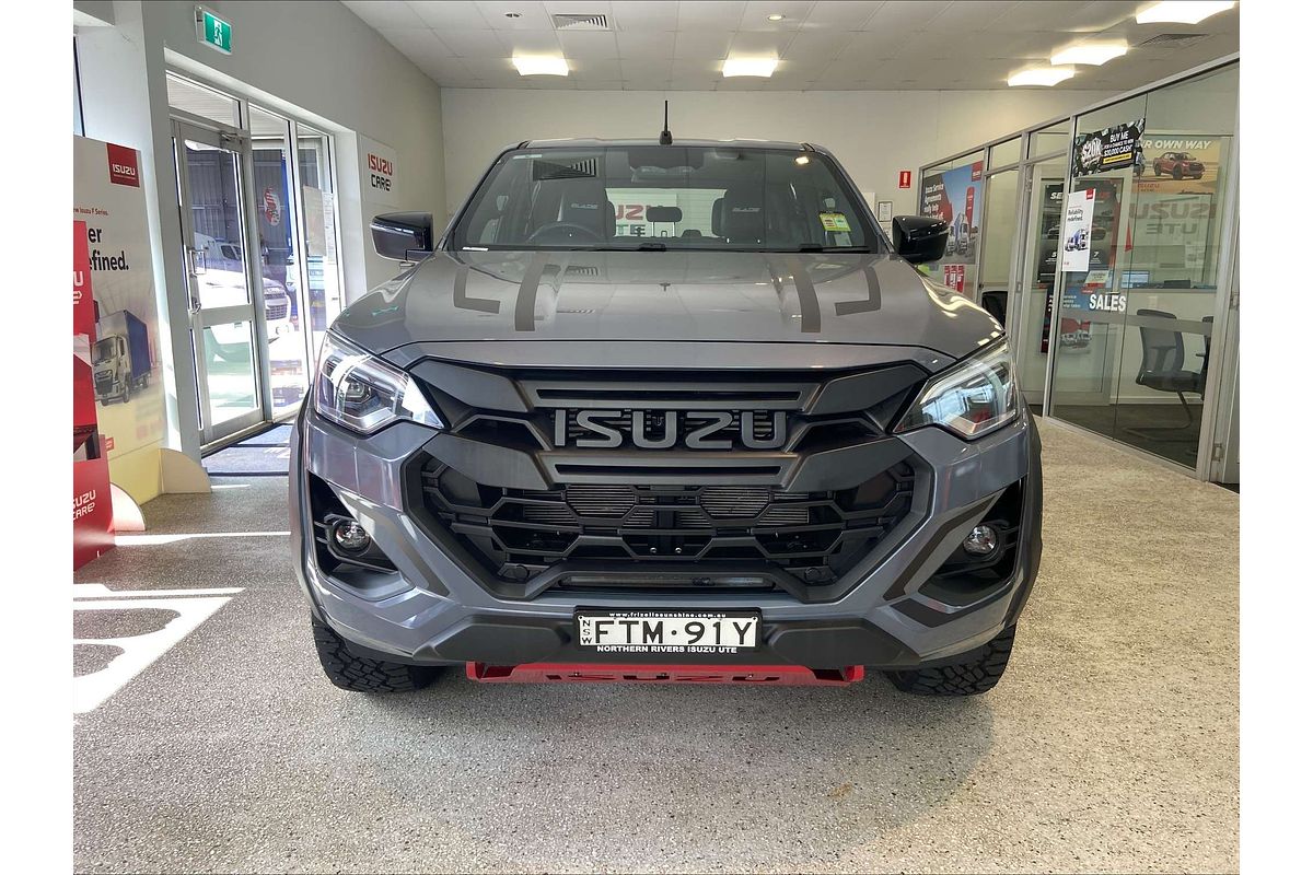 2025 Isuzu D-MAX BLADE  4X4