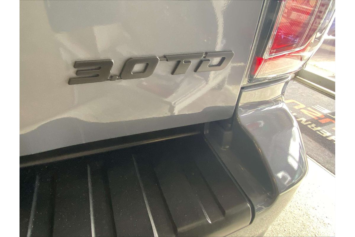 2025 Isuzu D-MAX BLADE  4X4