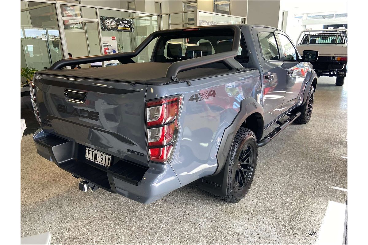 2025 Isuzu D-MAX BLADE  4X4