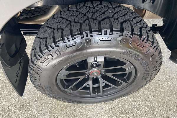 2025 Isuzu D-MAX BLADE  4X4