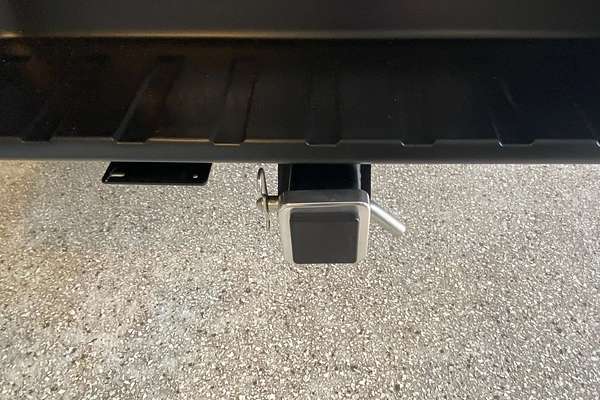 2025 Isuzu D-MAX BLADE  4X4