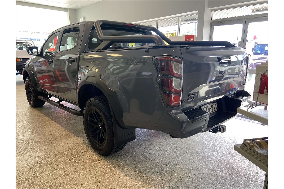 2025 Isuzu D-MAX BLADE  4X4