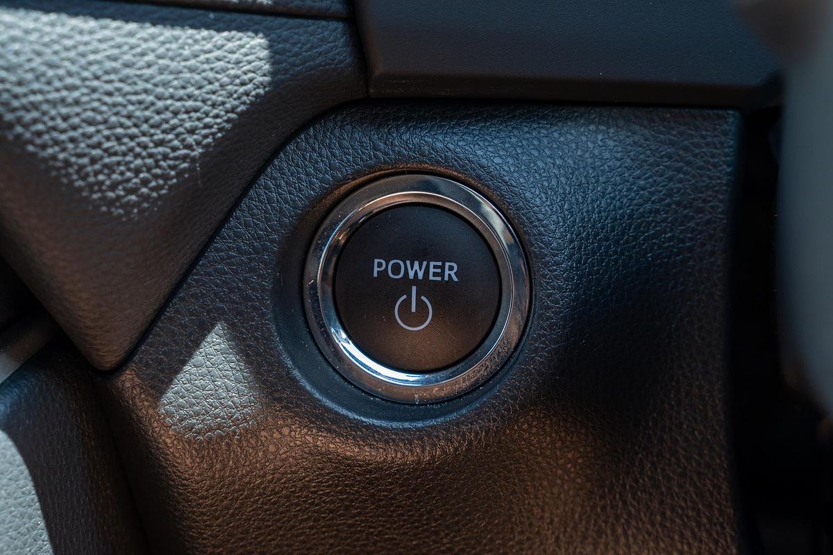 2024 Toyota RAV4 GXL AXAH52R