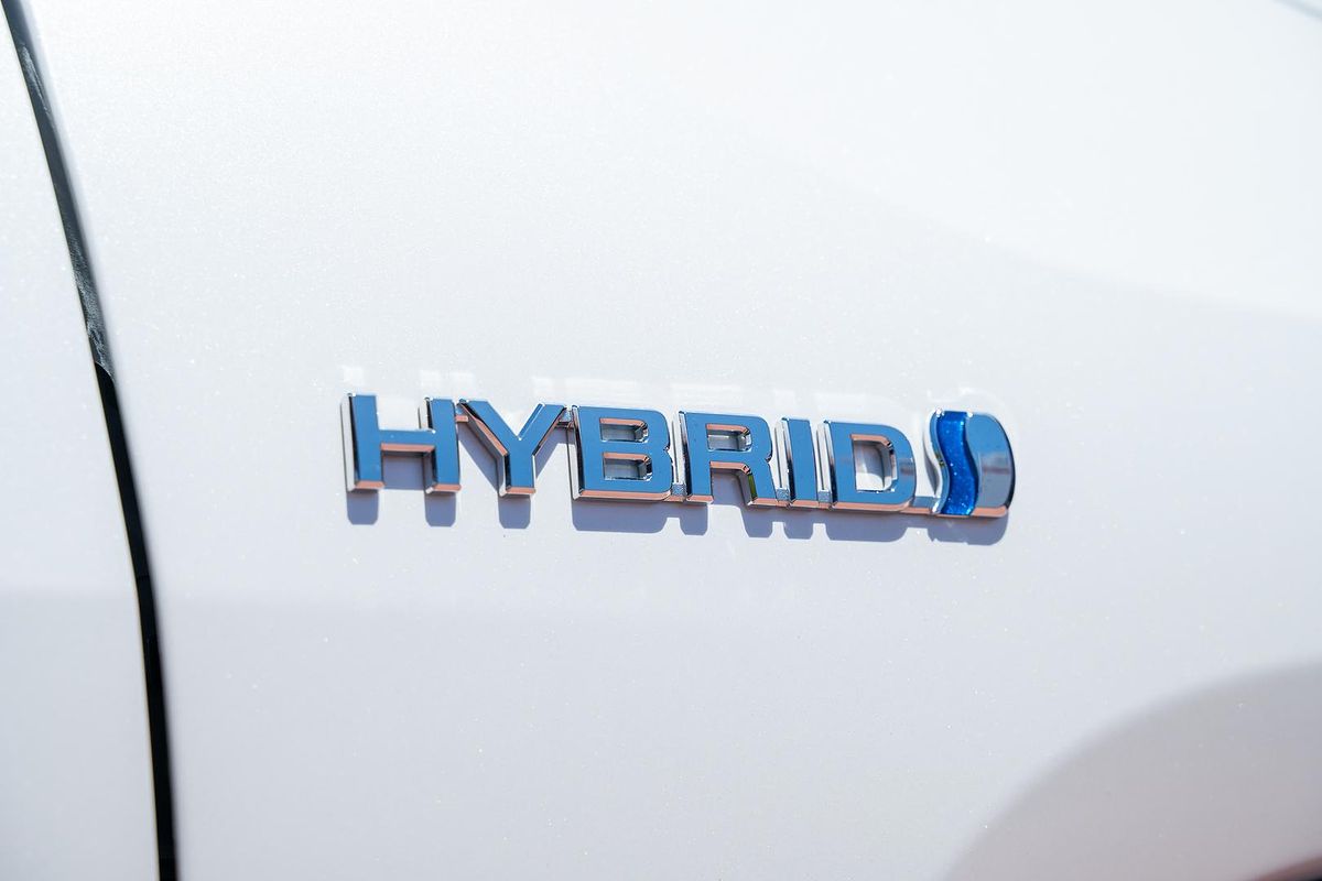 2024 Toyota RAV4 GXL AXAH52R