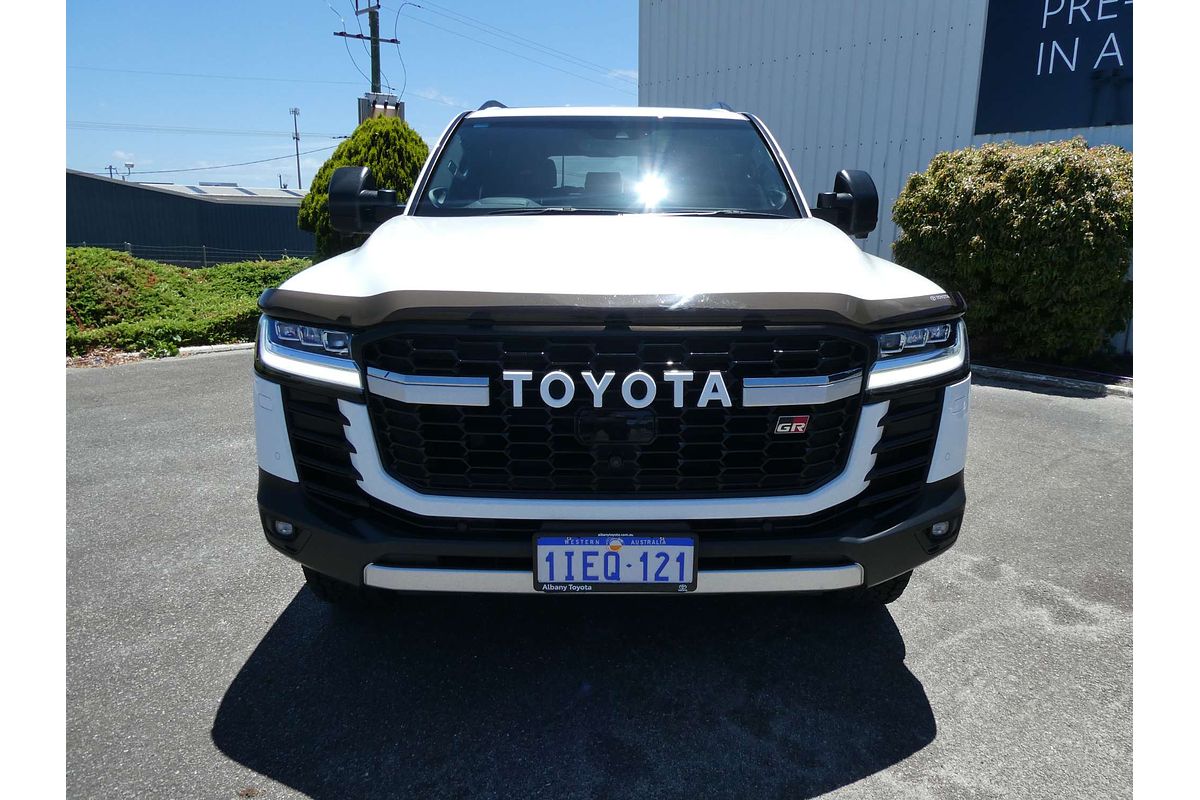 2024 Toyota Landcruiser GR Sport FJA300R