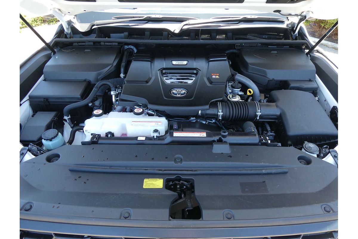 2024 Toyota Landcruiser GR Sport FJA300R