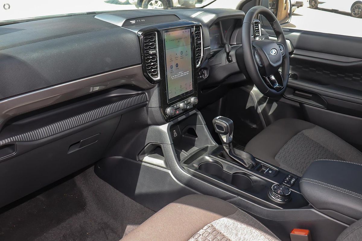 2025 Ford Ranger XLT 4X4 2.0L