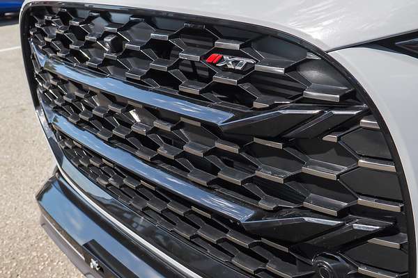 2025 Isuzu MU-X X-TERRAIN