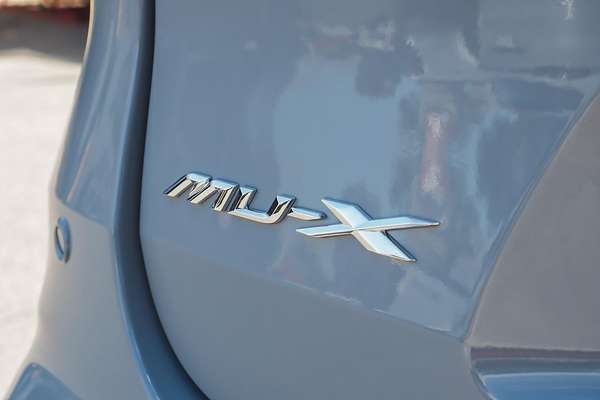 2025 Isuzu MU-X X-TERRAIN