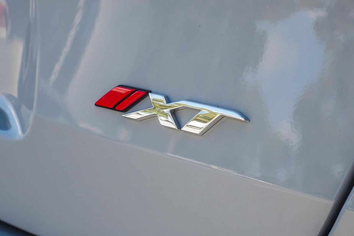 2025 Isuzu MU-X X-TERRAIN