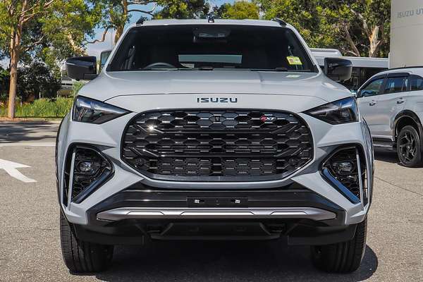 2025 Isuzu MU-X X-TERRAIN