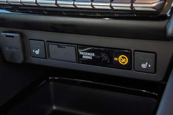 2025 Isuzu MU-X X-TERRAIN